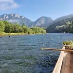Tafla Nad Jeziorem Czorsztynskim