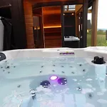 Tafla Nad Jeziorem Czorsztynskim Appartement *