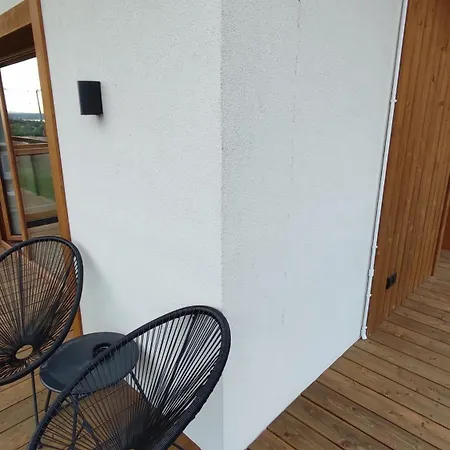 Tafla Nad Jeziorem Czorsztynskim Appartement *